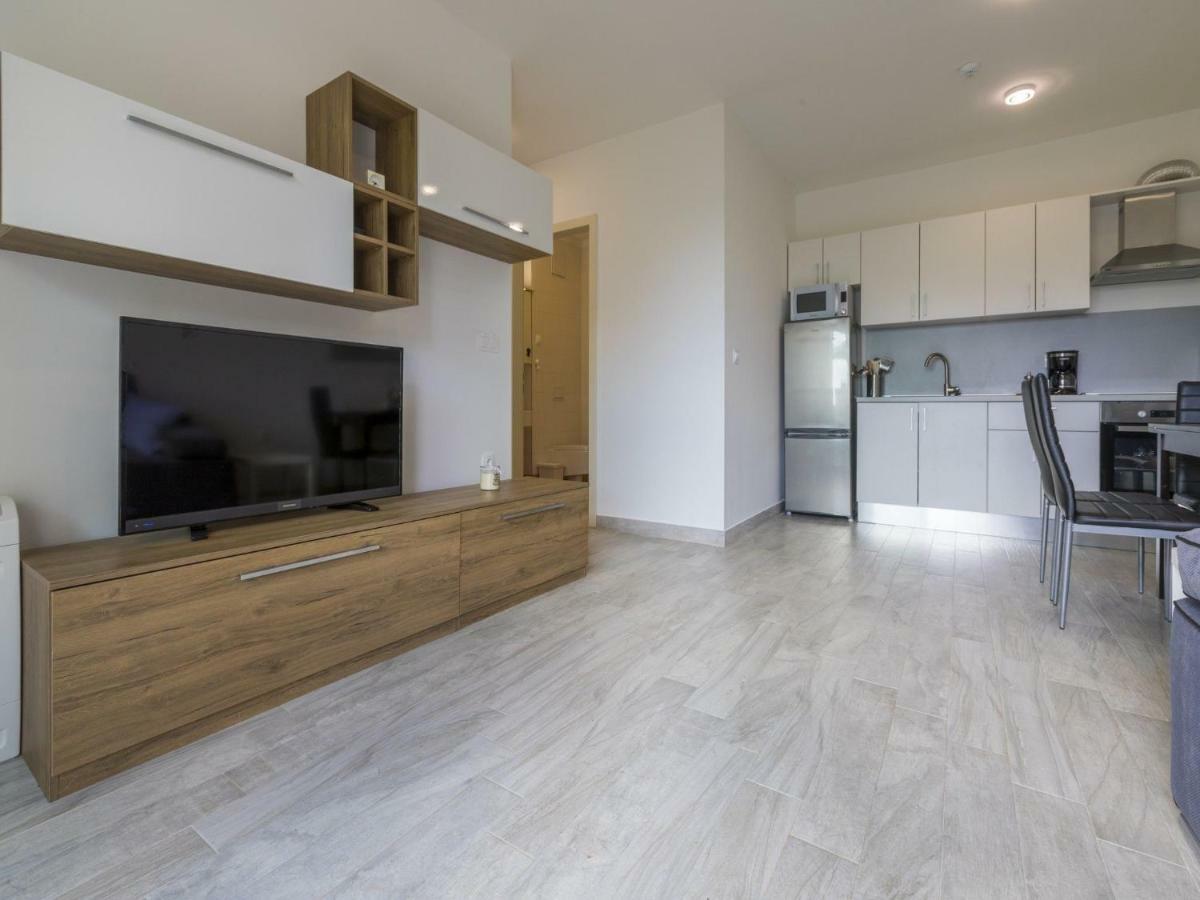 Apartments Mb Crikvenica Esterno foto