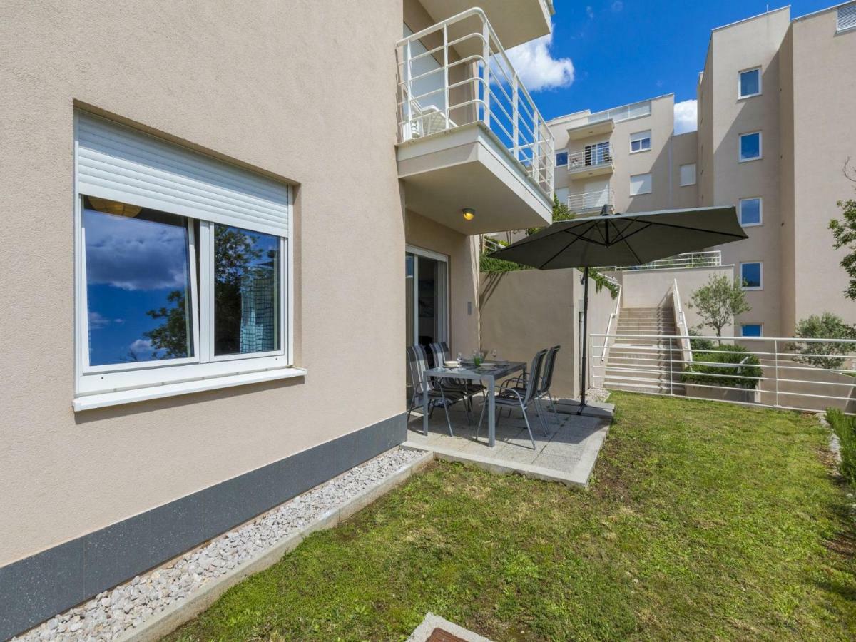 Apartments Mb Crikvenica Esterno foto