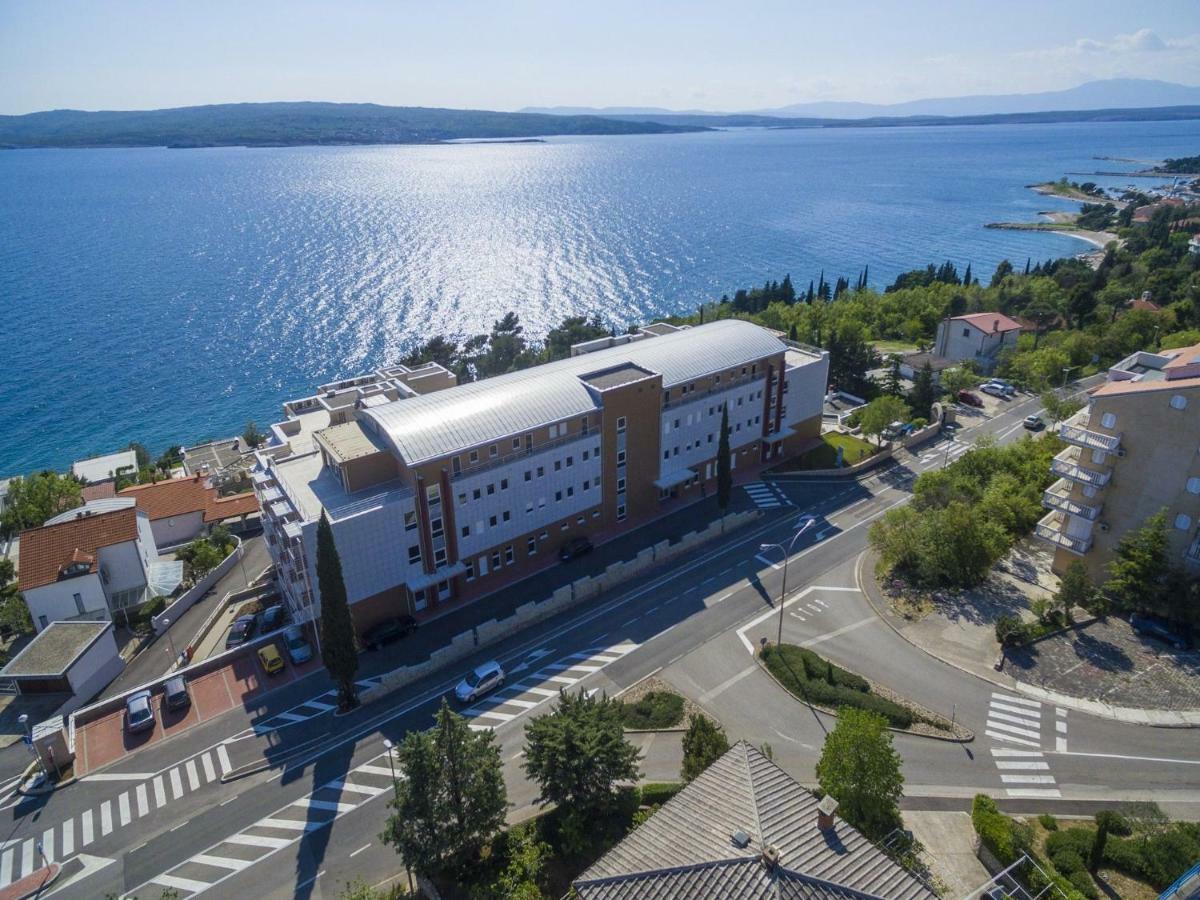 Apartments Mb Crikvenica Esterno foto