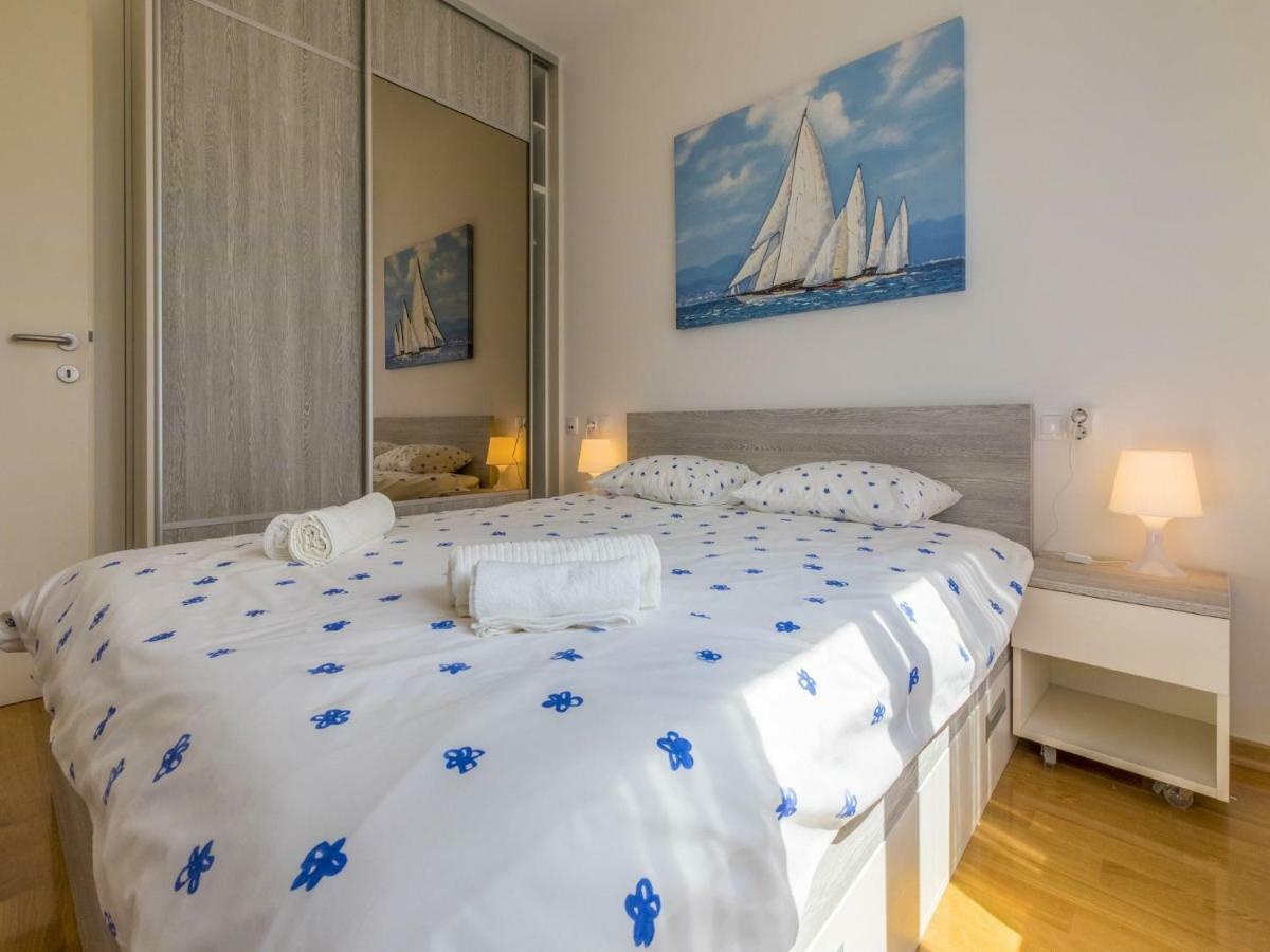 Apartments Mb Crikvenica Esterno foto